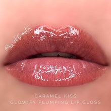 Load image into Gallery viewer, Juicy Plumping Lip Gloss
