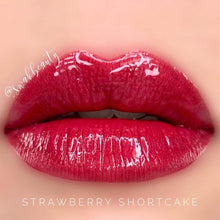Load image into Gallery viewer, Long-Lasting Liquid Lip Color
